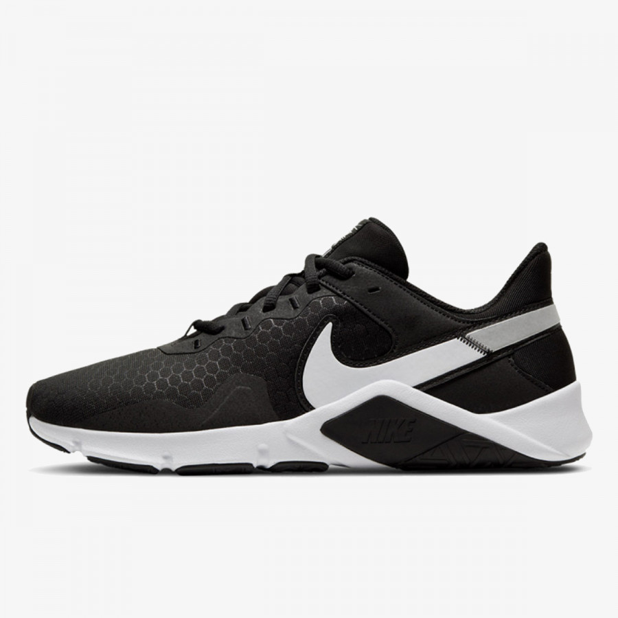 NIKE Спортни обувки LEGEND ESSENTIAL 2 
