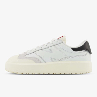 NEW BALANCE Спортни обувки 302 