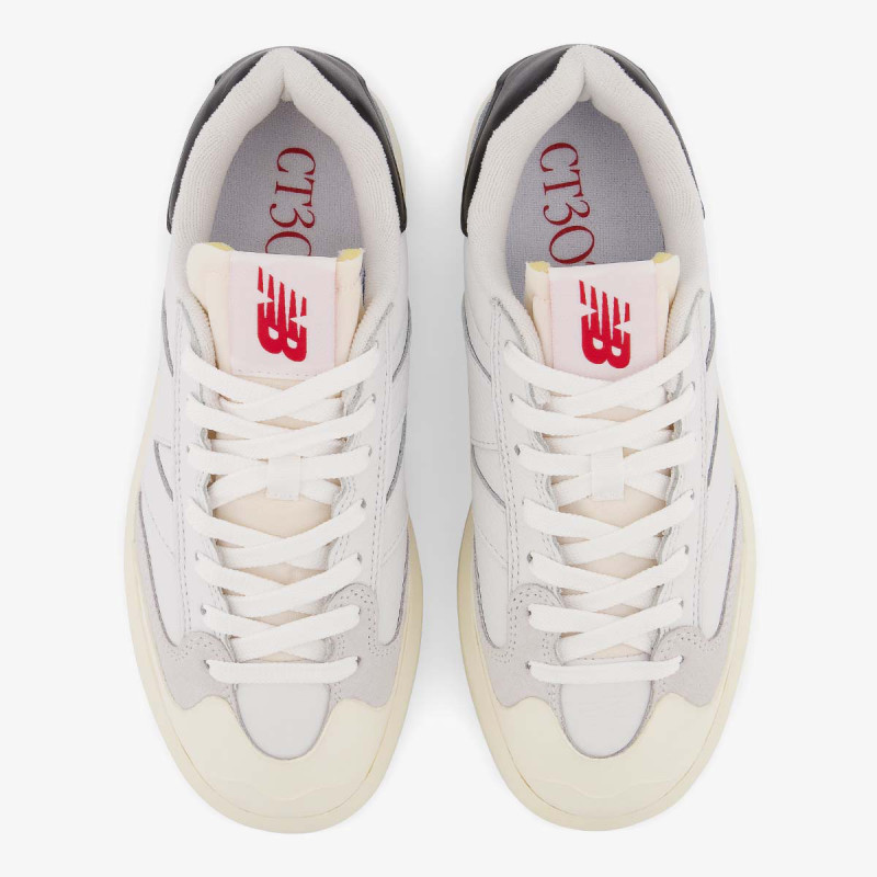 NEW BALANCE Спортни обувки 302 