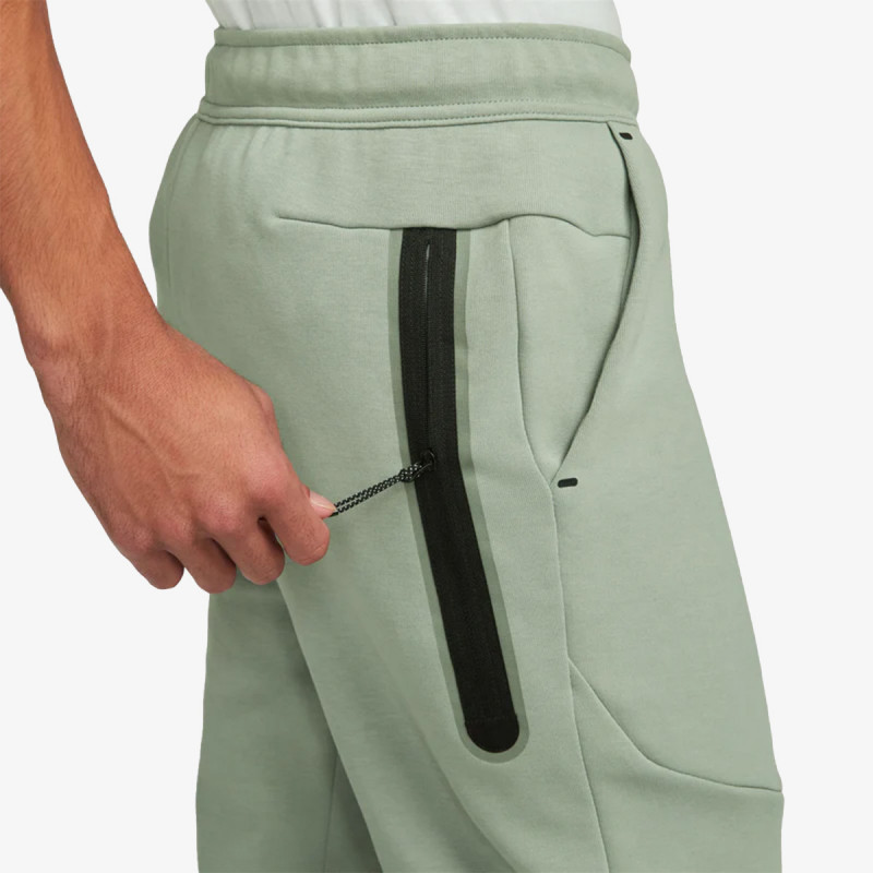 NIKE Долнищe Sportswear Tech 