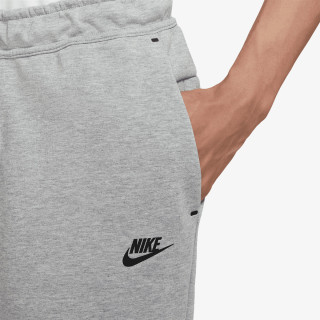 NIKE Къси панталони Sportswear Tech Fleece 