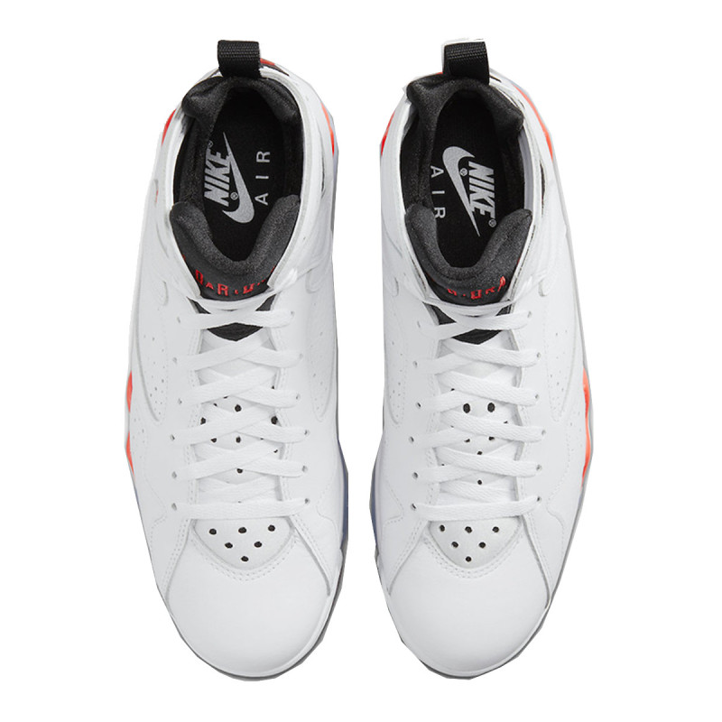 NIKE Спортни обувки AIR JORDAN 7 RETRO 