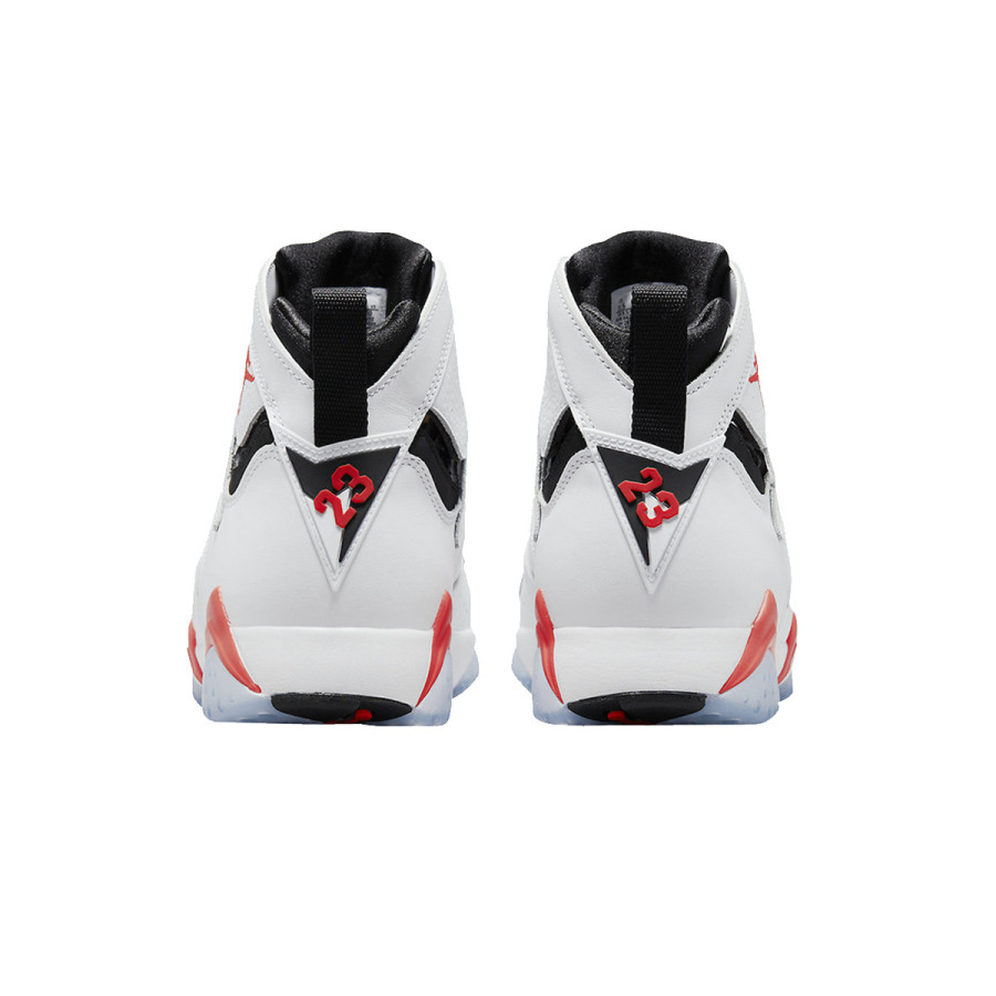NIKE Спортни обувки AIR JORDAN 7 RETRO 