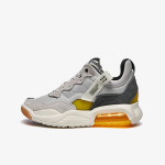 NIKE Спортни обувки WMNS JORDAN MA2 