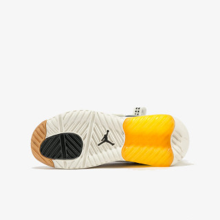 NIKE Спортни обувки WMNS JORDAN MA2 