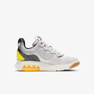 NIKE Спортни обувки WMNS JORDAN MA2 