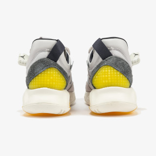 NIKE Спортни обувки WMNS JORDAN MA2 