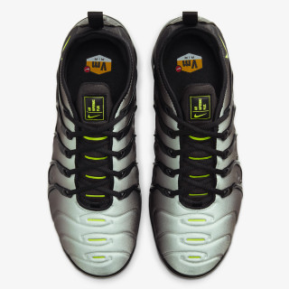 NIKE Спортни обувки NIKE  AIR VAPORMAX PLUS 