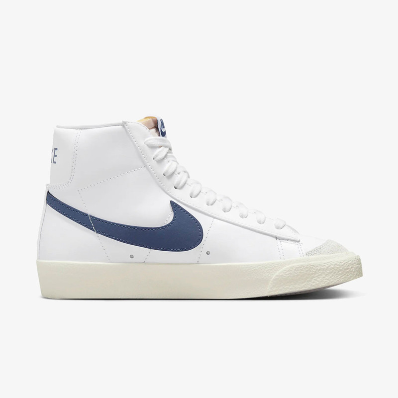 NIKE Спортни обувки W BLAZER MID '77 