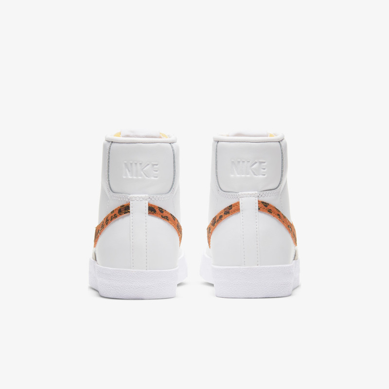 NIKE Спортни обувки Nike W BLAZER MID '77 SE 