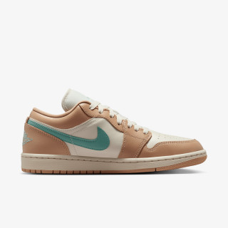 NIKE Спортни обувки WMNS AIR JORDAN 1 LOW 