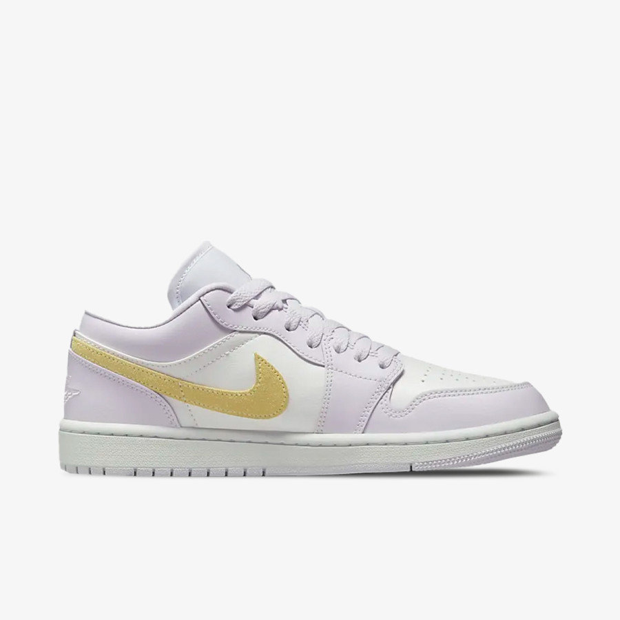 NIKE Спортни обувки WMNS AIR JORDAN 1 LOW 