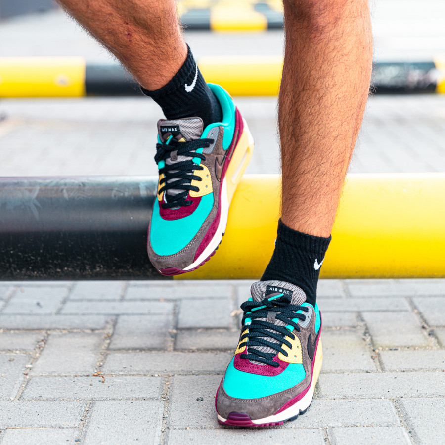 NIKE Спортни обувки NIKE AIR MAX 90 NRG | Buzz - Online Shop