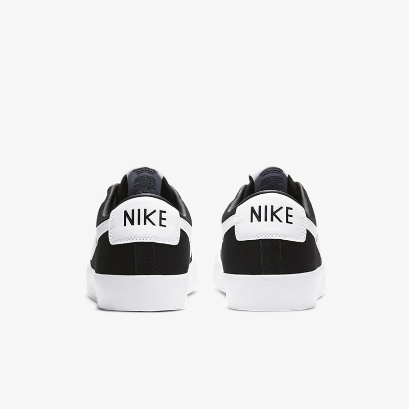 NIKE Спортни обувки SB Zoom Blazer Low Pro 