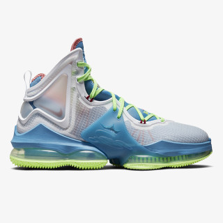 NIKE Спортни обувки LEBRON XIX 
