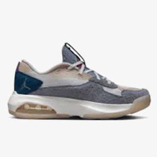 NIKE Спортни обувки JORDAN AIR 200E 