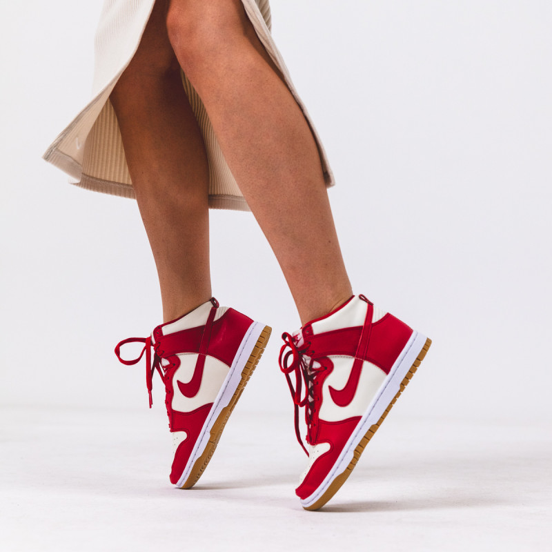 NIKE Спортни обувки Dunk High 