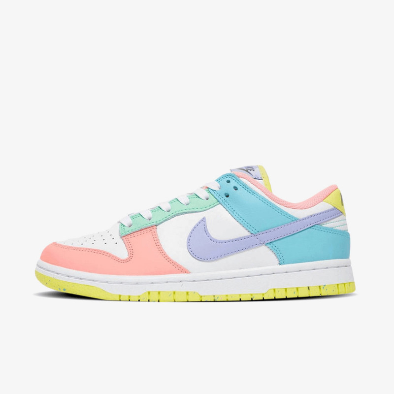NIKE Спортни обувки W NIKE DUNK LOW SE 