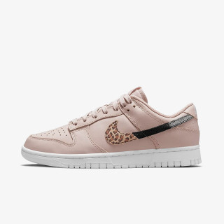 NIKE Спортни обувки W NIKE DUNK LOW SE 