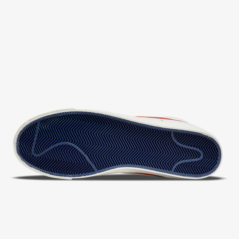 NIKE Спортни обувки BLAZER MID '77 EMB 