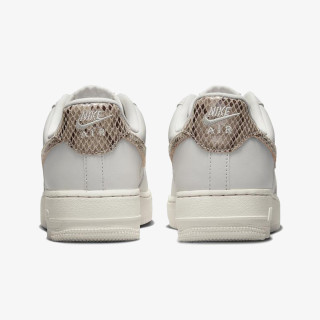 NIKE Спортни обувки WMNS AIR FORCE 1 '07 REC 