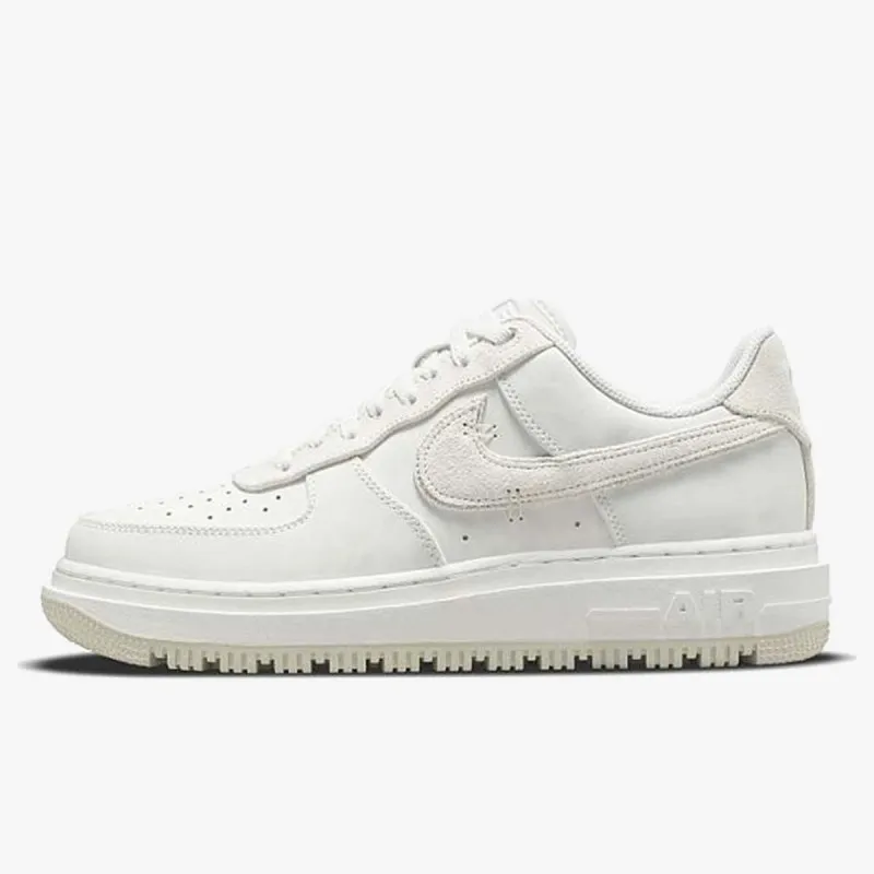 NIKE Спортни обувки AIR FORCE 1 LUXE 