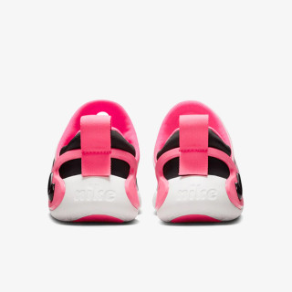 NIKE Спортни обувки Dynamo Go 
