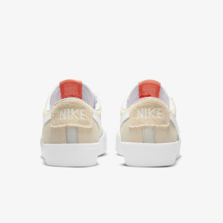 NIKE Спортни обувки SB Zoom Blazer Low Pro GT 