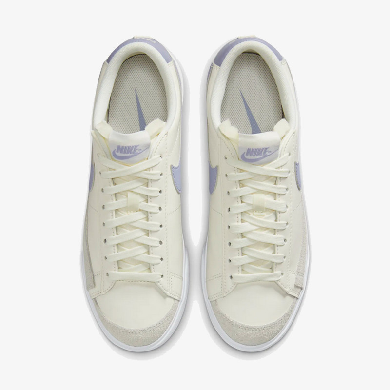 NIKE Спортни обувки W BLAZER LOW PLATFORM 