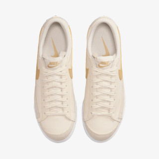 NIKE Спортни обувки W BLAZER LOW PLATFORM 