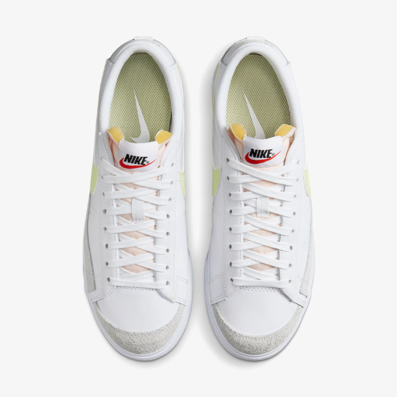 NIKE Спортни обувки W BLAZER LOW PLATFORM 