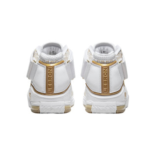NIKE Спортни обувки ZOOM LEBRON II 