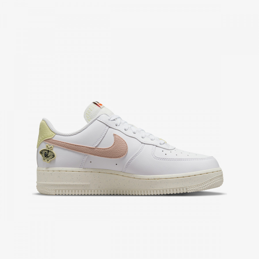 NIKE Спортни обувки AIR FORCE 1'07 SE 