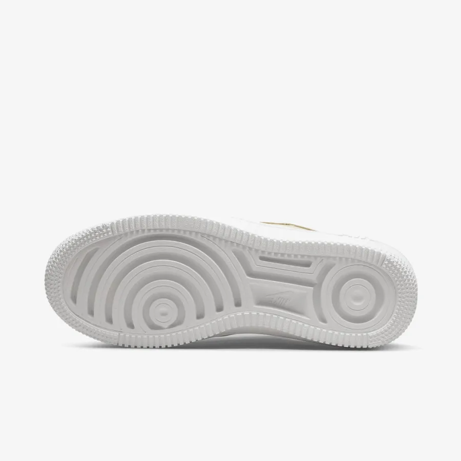 NIKE Спортни обувки W AF1 PLT.AF.ORM 