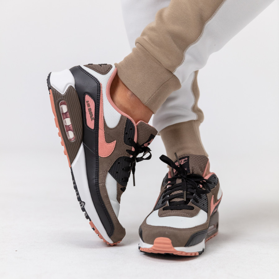 NIKE Спортни обувки AIR MAX 90 