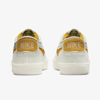 NIKE Спортни обувки BLAZER LOW '77 SE NSC 