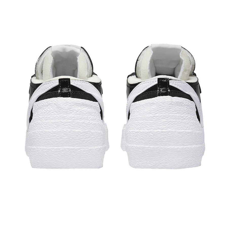 NIKE Спортни обувки NIKE BLAZER LOW / SACAI 