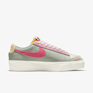 NIKE Спортни обувки Blazer Low Platform 