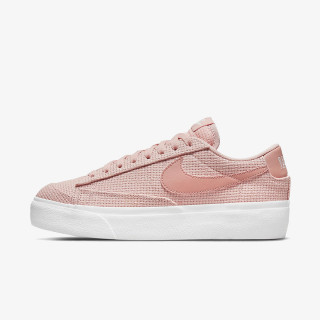 NIKE Спортни обувки W BLAZER LOW PLATFORM ESS 