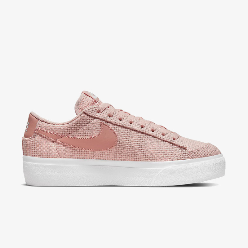 NIKE Спортни обувки W BLAZER LOW PLATFORM ESS 