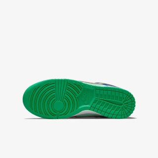 NIKE Спортни обувки W NIKE DUNK LOW SE 
