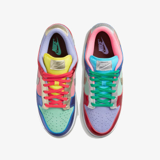 NIKE Спортни обувки W NIKE DUNK LOW SE 