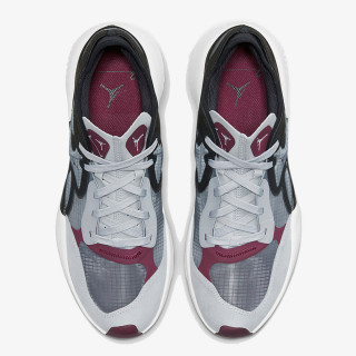 NIKE Спортни обувки JORDAN DELTA 3 LOW 