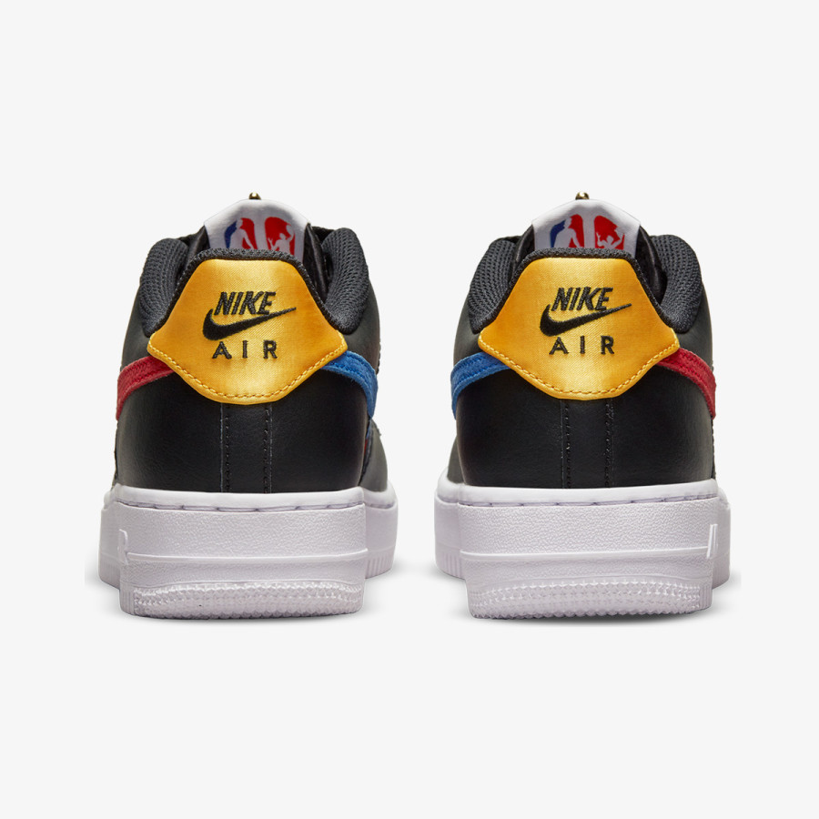 NIKE Спортни обувки AIR FORCE 1 LV8 EMB 