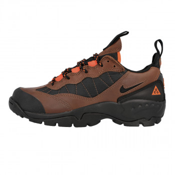 NIKE Спортни обувки ACG AIR MADA 