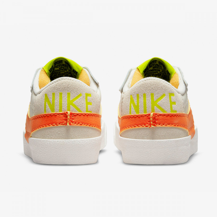 NIKE Спортни обувки W BLAZER LOW '77 JUMBO 