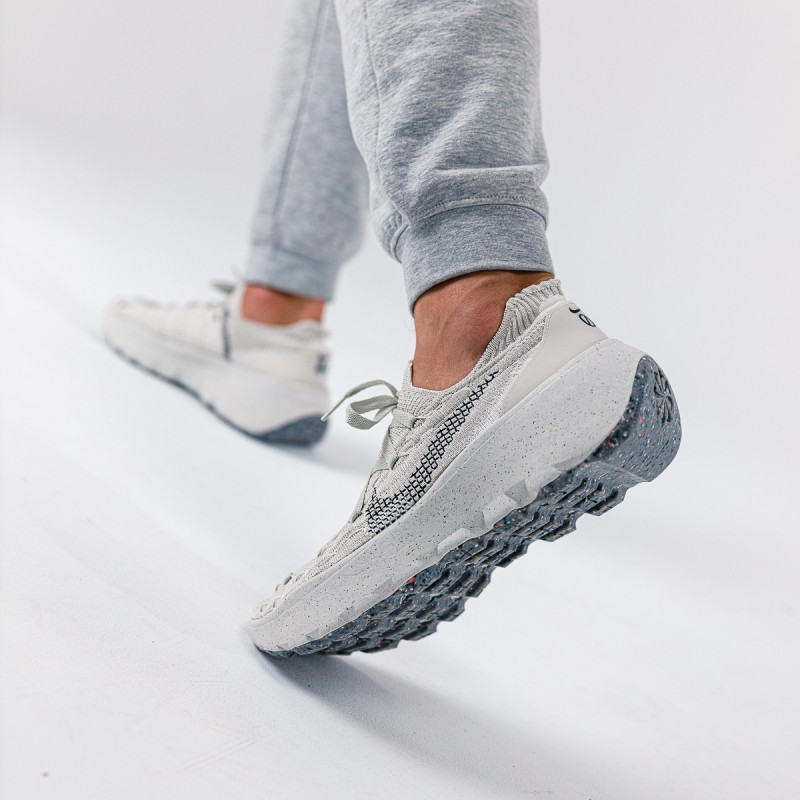 NIKE Спортни обувки NIKE SPACE HIPPIE 04 