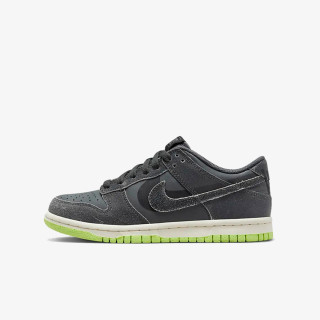 NIKE Спортни обувки NIKE DUNK LOW SE BG 