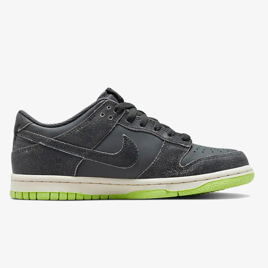 NIKE Спортни обувки NIKE DUNK LOW SE BG 