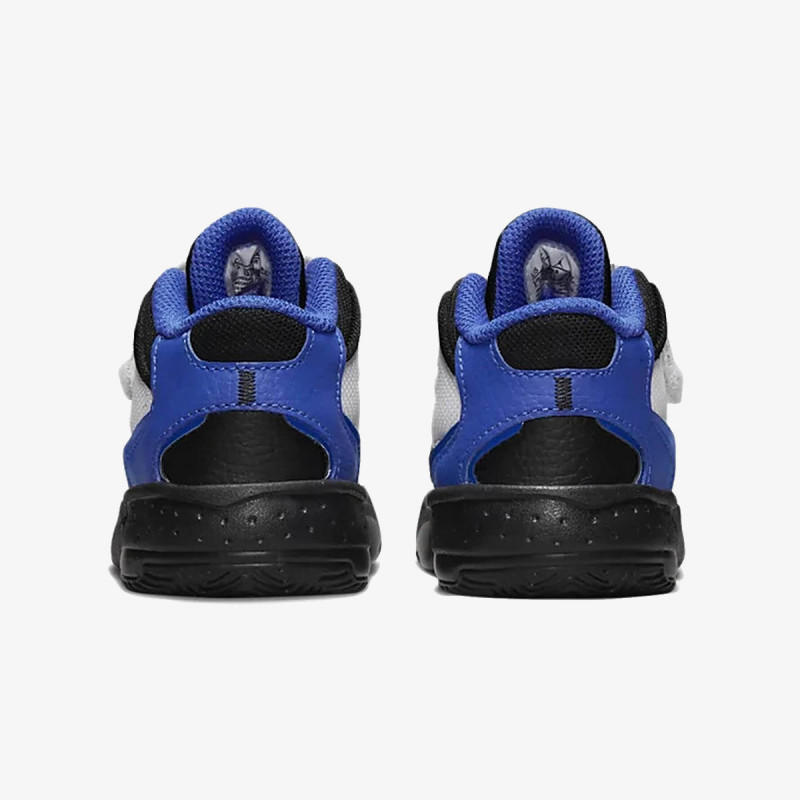 NIKE Спортни обувки JORDAN MAX AURA 4 BT 